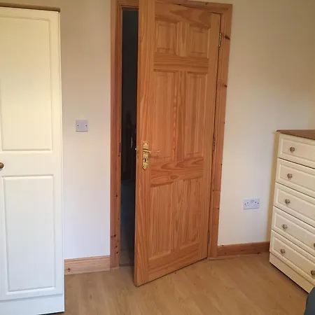 Hamilton Town Houses Manorhamilton